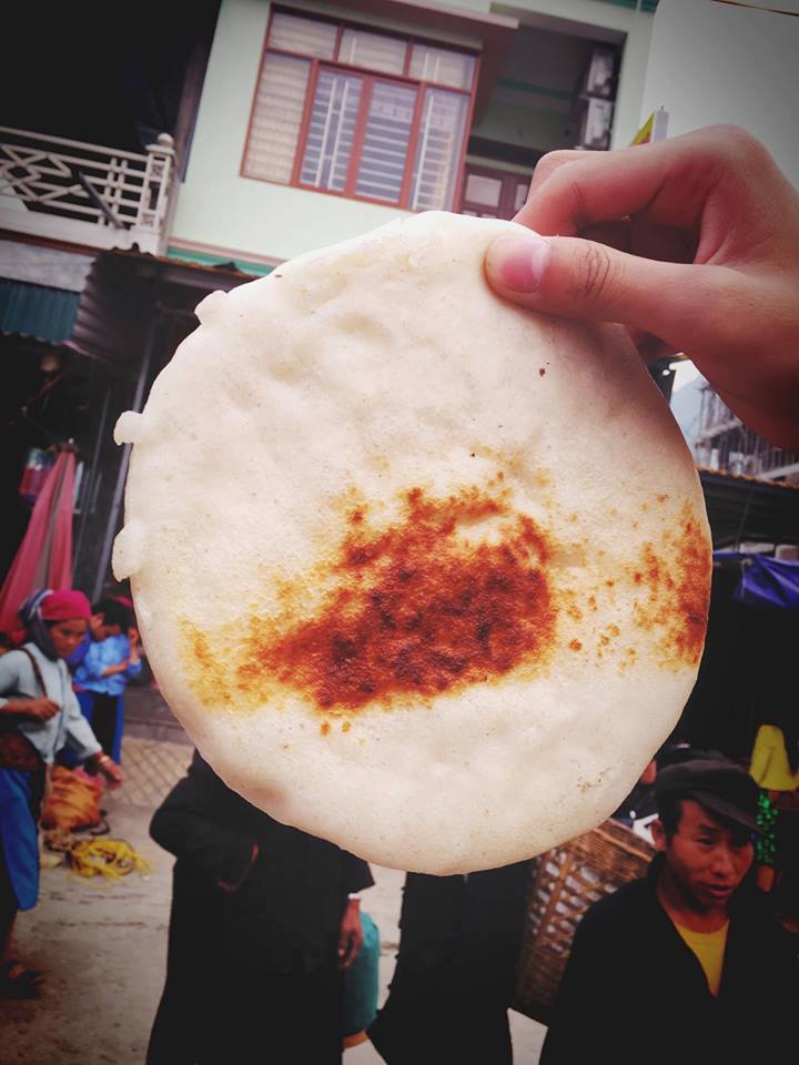 Bánh tam giác mạch món ăn bạn nên thử