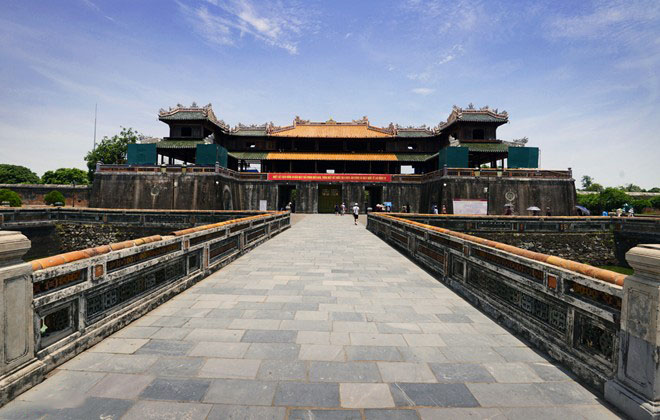 Vé máy bay Hà Nội đi Huế giá rẻ