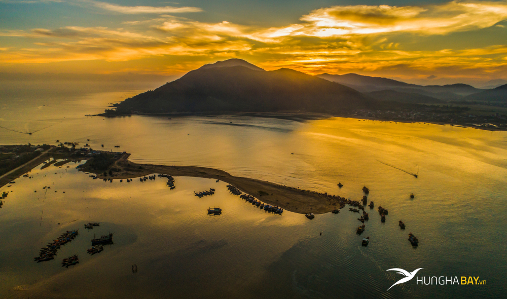 Vé máy bay đi Hà Tĩnh - Thời điểm lựa chọn đến với Hà Tĩnh nào là đẹp nhất?