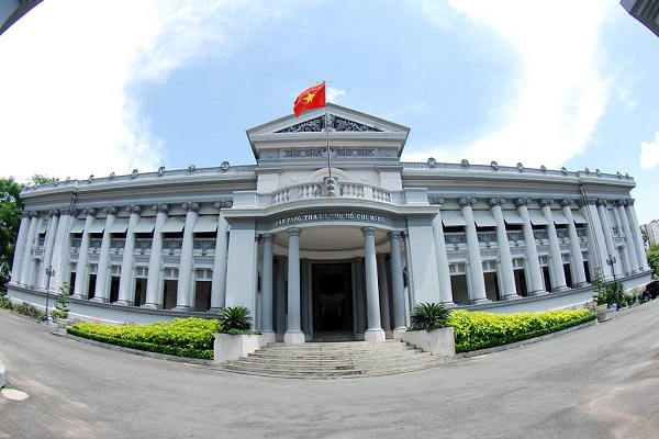 ve-may-bay-di-tphcm-gia-re